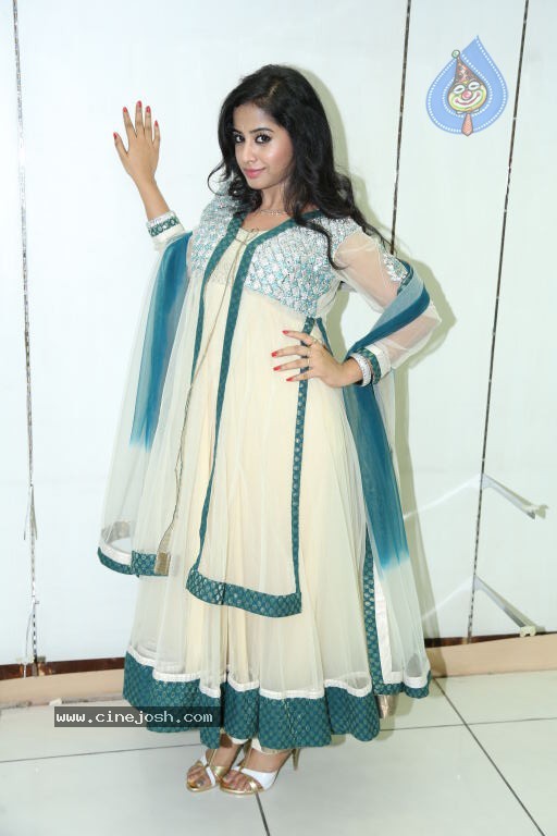 Swathi Deekshit New Stills - 46 / 131 photos