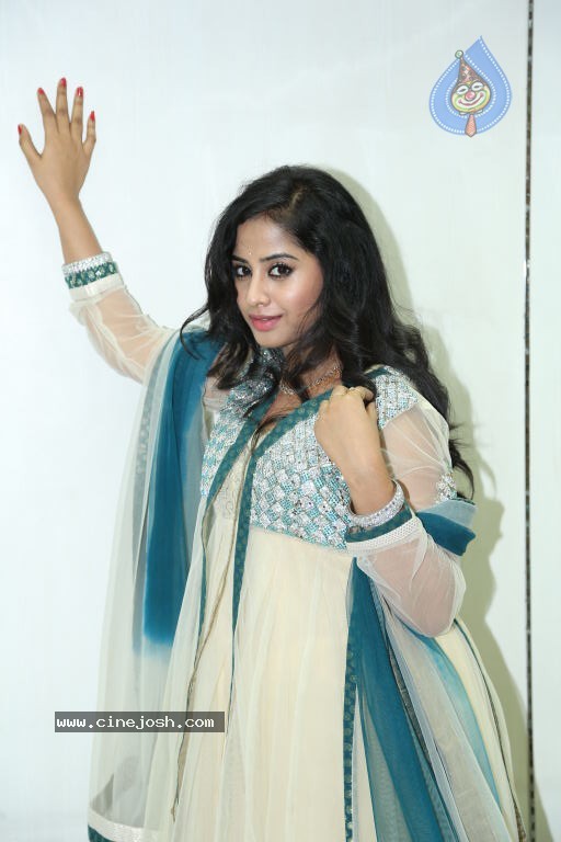 Swathi Deekshit New Stills - 99 / 131 photos