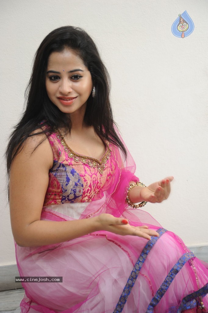 Swathi Dixit New Gallery - 31 / 70 photos