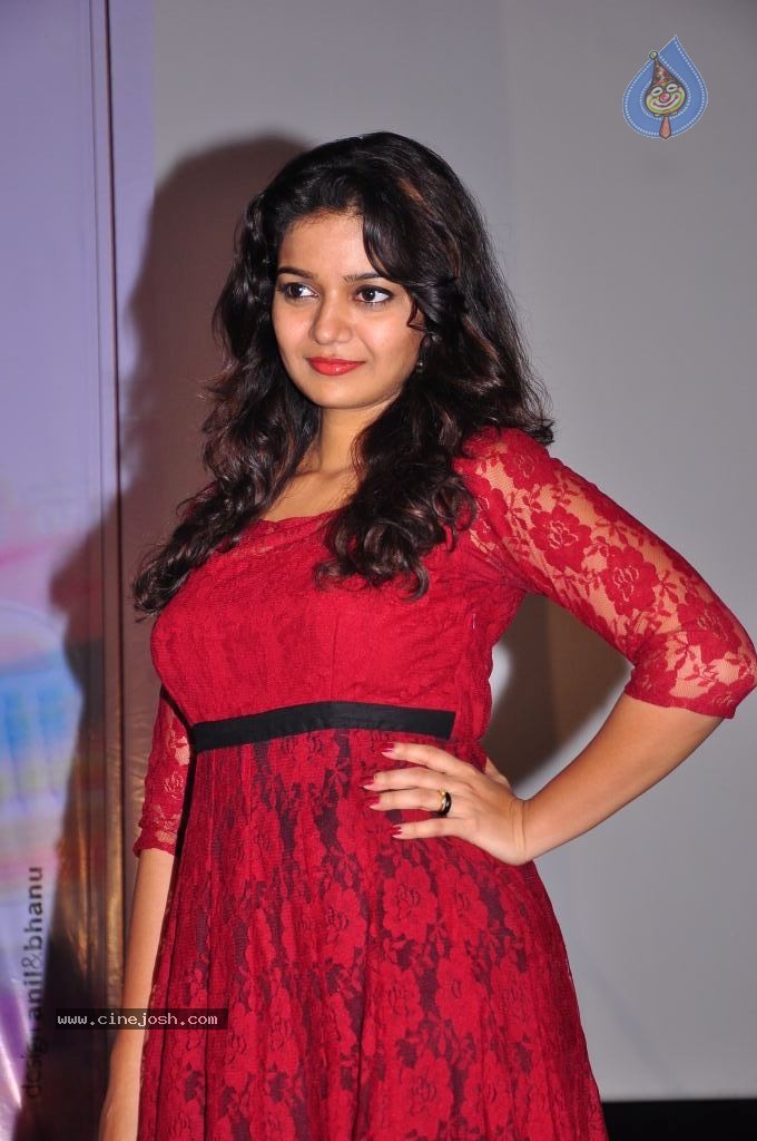 Swathi Latest Stills - 28 / 59 photos