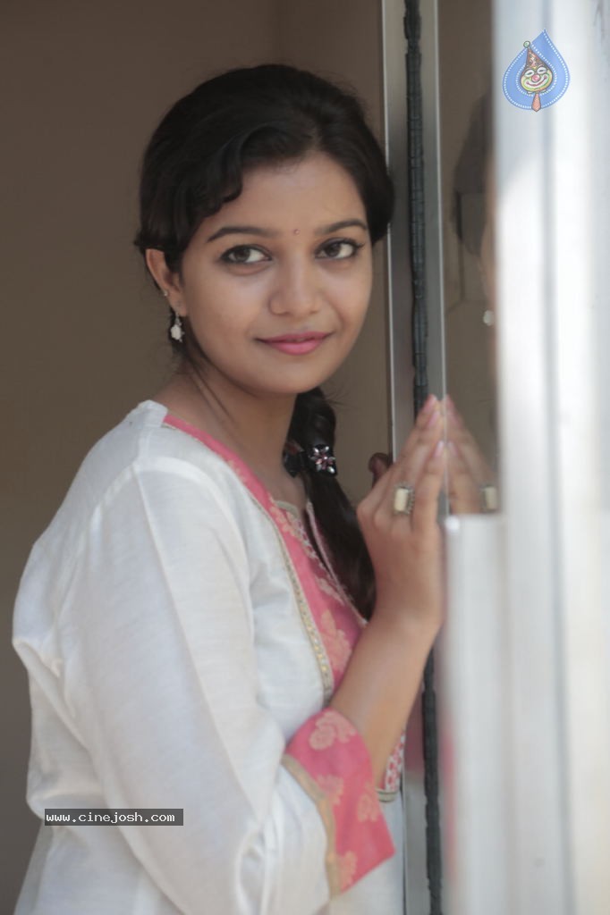 Swathi Latest Stills - 9 / 84 photos