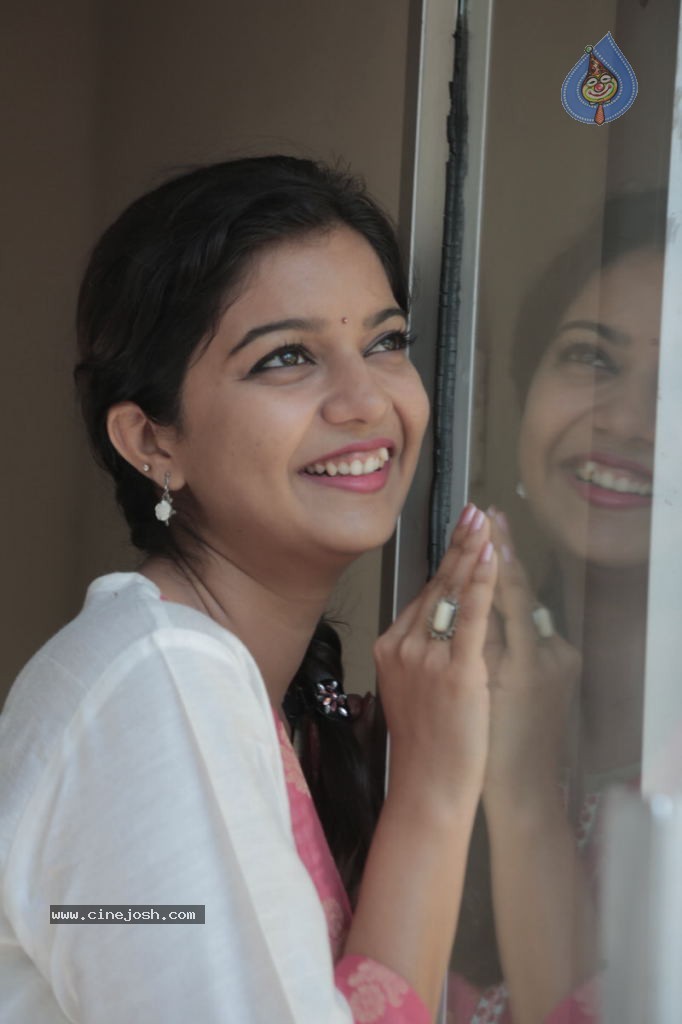 Swathi Latest Stills - 11 / 84 photos