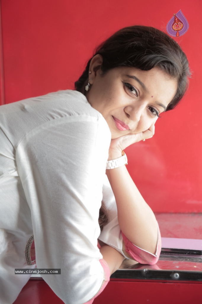 Swathi Latest Stills - 12 / 84 photos