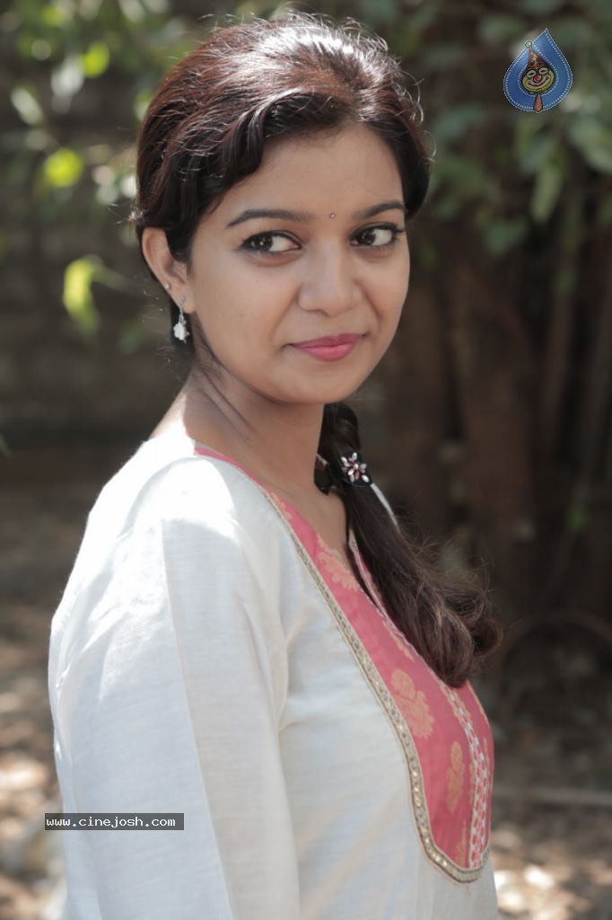 Swathi Latest Stills - 40 / 84 photos