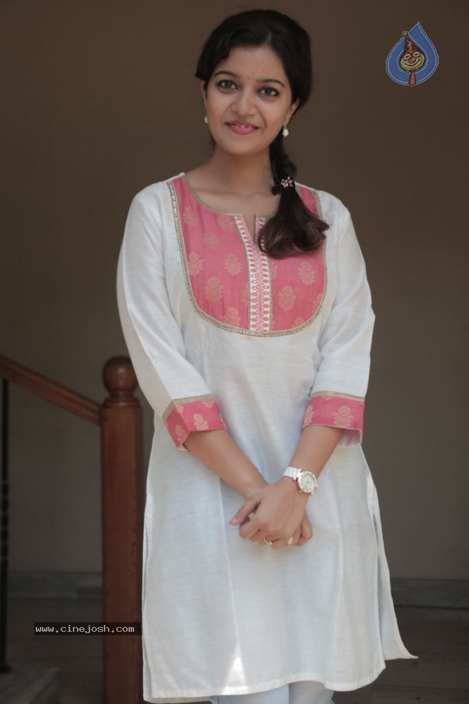 Swathi Latest Stills - 44 / 84 photos