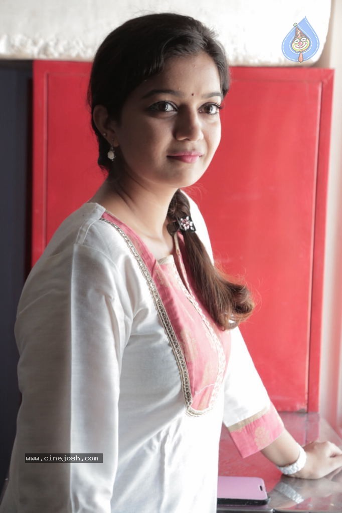 Swathi Latest Stills - 51 / 84 photos