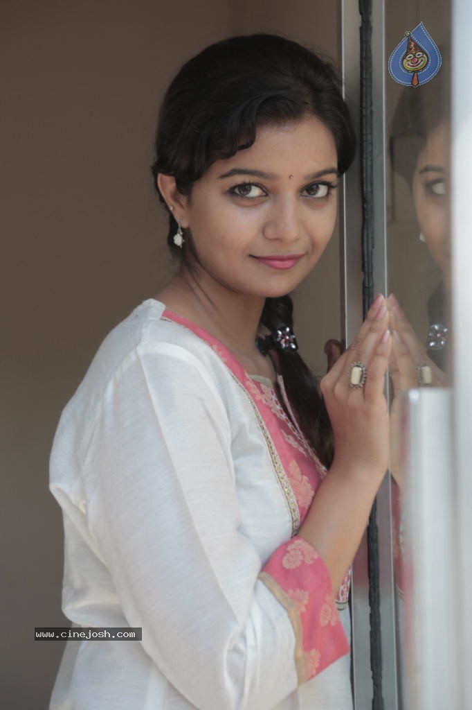 Swathi Latest Stills - 72 / 84 photos