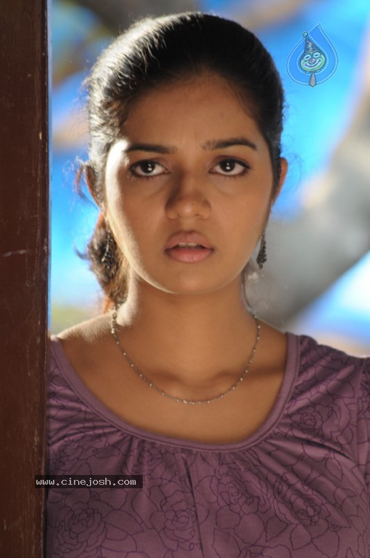 Swathi New Gallery - 14 / 72 photos