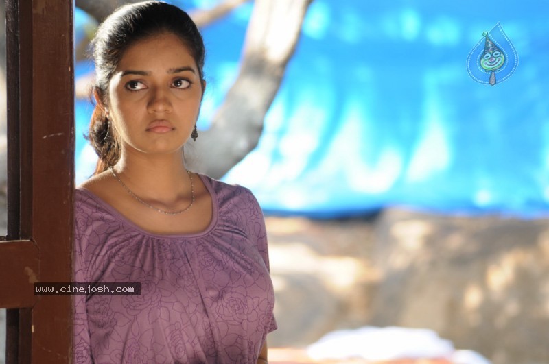 Swathi New Gallery - 52 / 72 photos