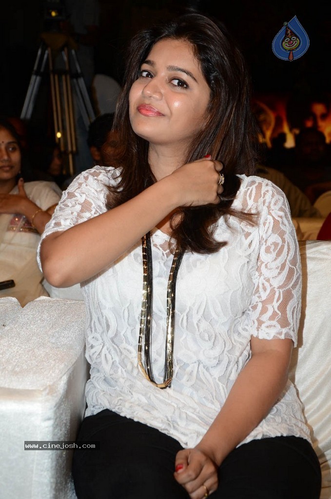 Swathi New Stills - 5 / 34 photos