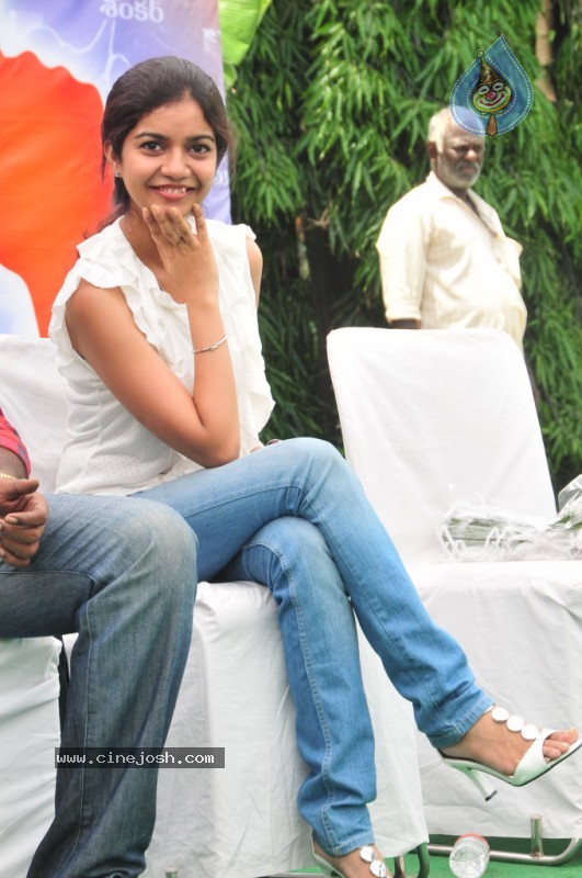 Swathi Photos - 12 / 47 photos