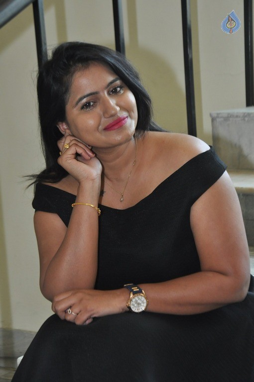 Swathi Reddy Latest Gallery - 31 / 41 photos