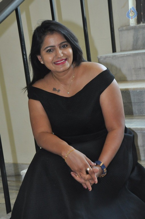 Swathi Reddy Latest Gallery - 37 / 41 photos