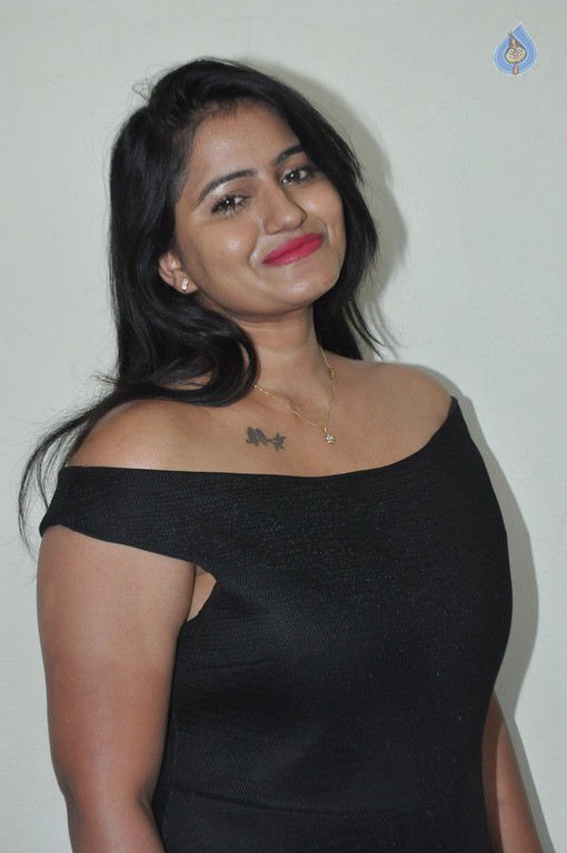 Swathi Reddy Latest Gallery - 39 / 41 photos