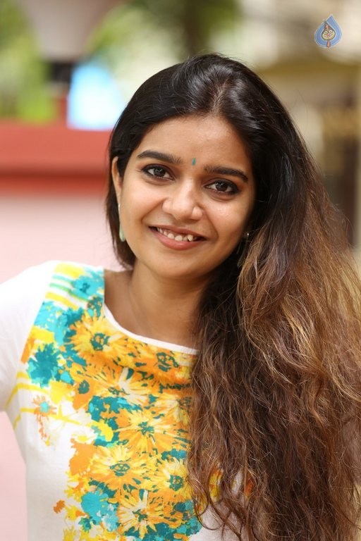 Swathi Reddy Latest Pics - 36 / 42 photos