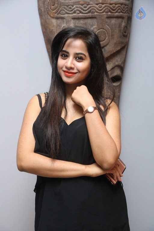 Swati Dixit Latest Gallery - 1 / 26 photos