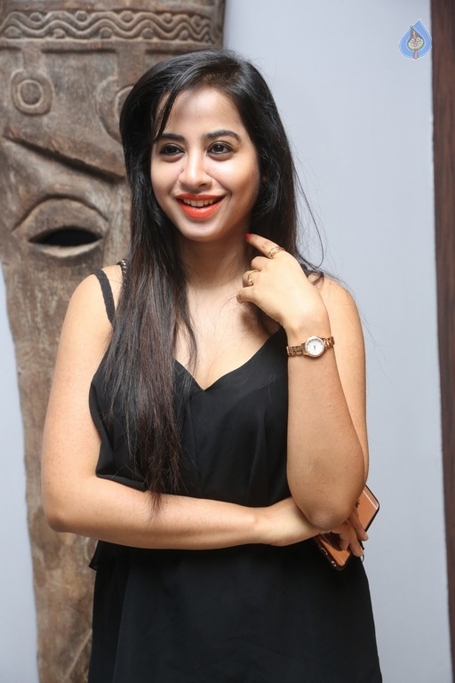 Swati Dixit Latest Gallery - 9 / 26 photos