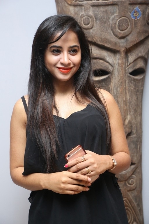Swati Dixit Latest Gallery - 14 / 26 photos