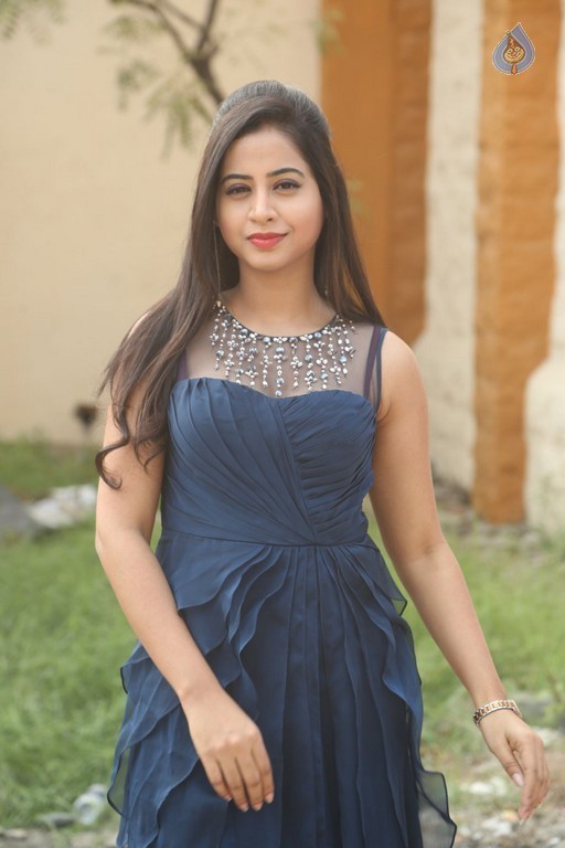 Swati Dixit Latest Photos - 21 / 31 photos