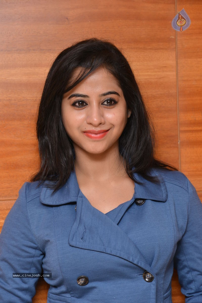 Swati Dixit New Photos - 34 / 60 photos