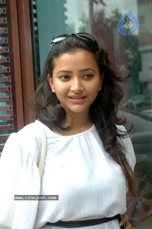 Swetha Basu Prasad Latest Photos - 46 / 46 photos