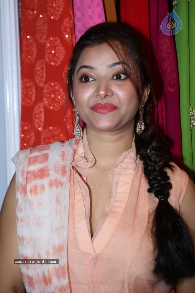 Swetha Basu Prasad New Gallery - 41 / 111 photos