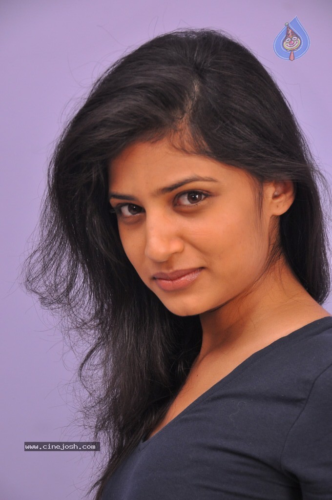 Shwetha Pandit Latest Stills - 18 / 68 photos