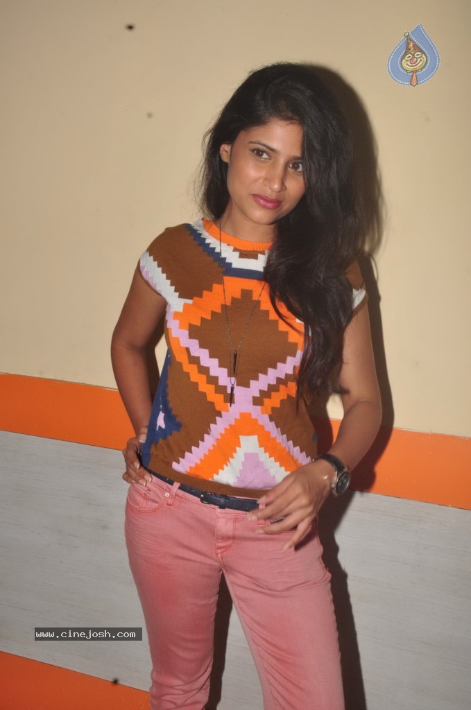 Swetha Pandit New Stills - 2 / 69 photos