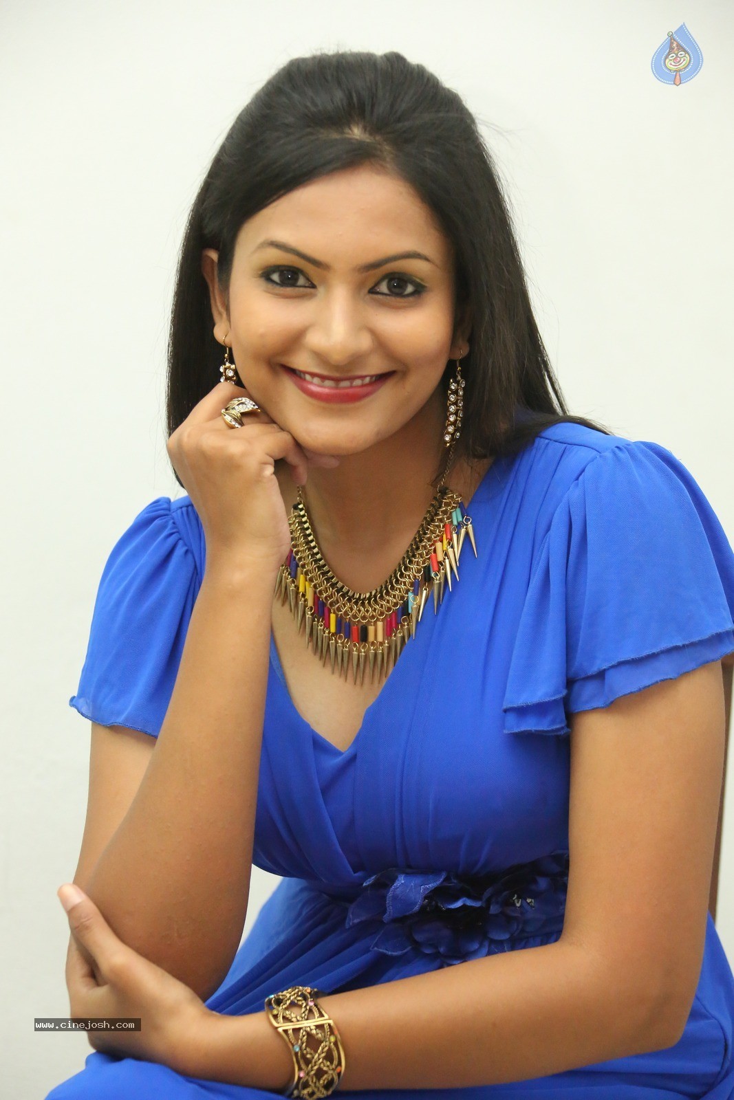 Swetha Varma Gallery - 34 / 42 photos