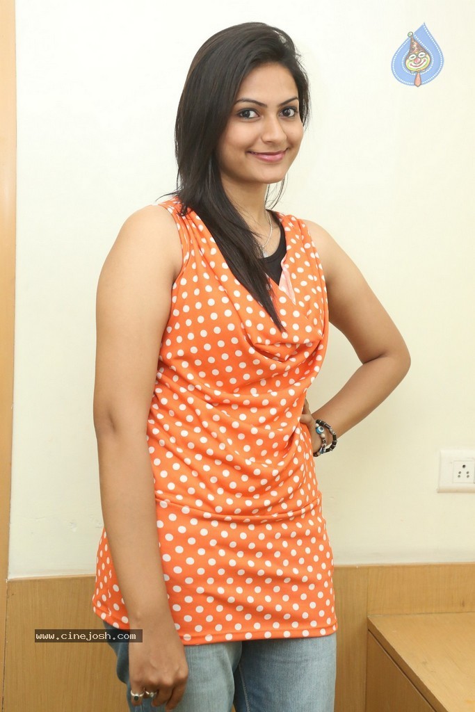 Swetha Verma Stills - 51 / 67 photos