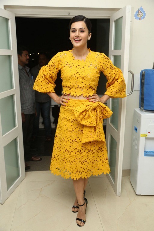 Taapsee Pannu Latest Photos - 11 / 42 photos