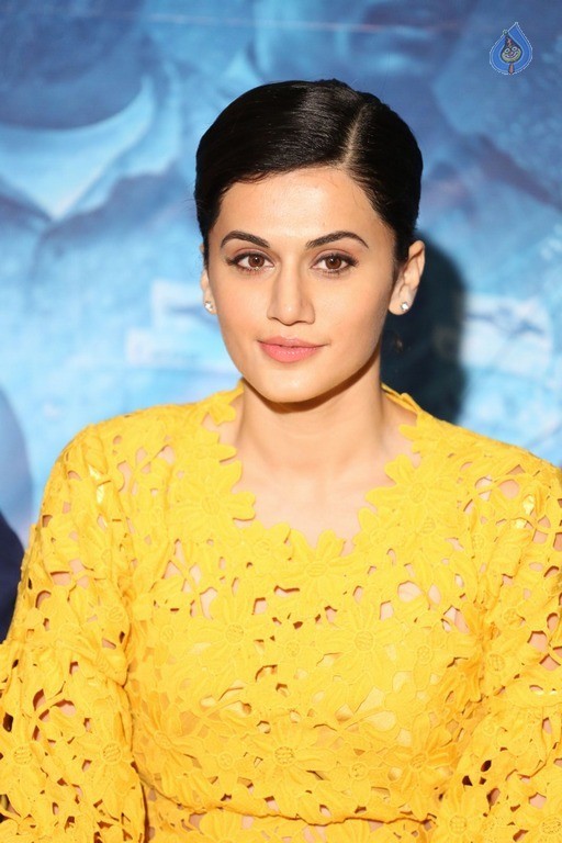 Taapsee Pannu Latest Photos - 33 / 42 photos