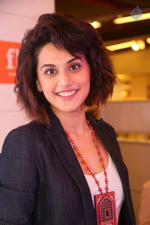 Taapsee Pannu New Photos - 8 / 41 photos