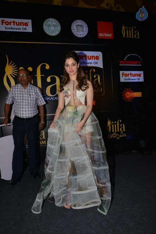 Tamanna at IIFA Press Meet - 42 / 84 photos