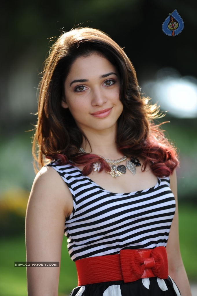 Tamanna New Gallery - 19 / 73 photos