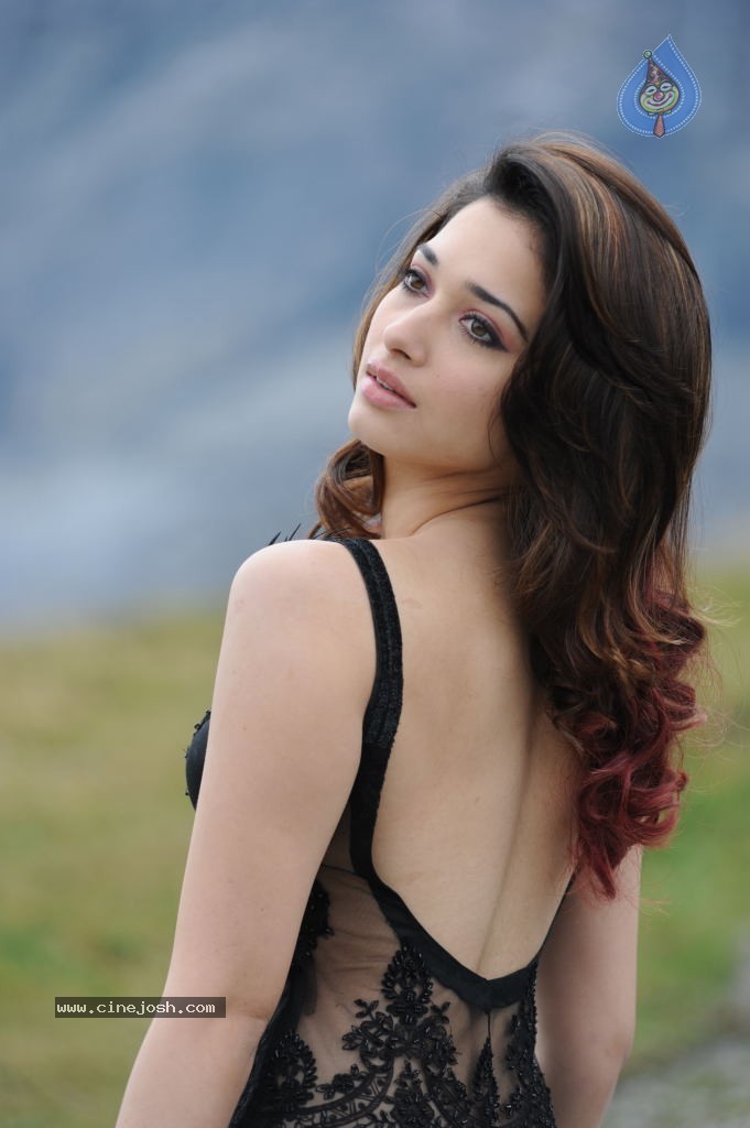 Tamanna Hot Photos - 18 / 151 photos