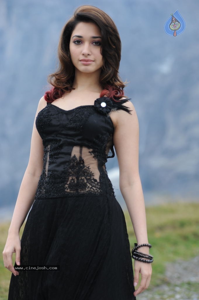 Tamanna Hot Photos - 57 / 151 photos