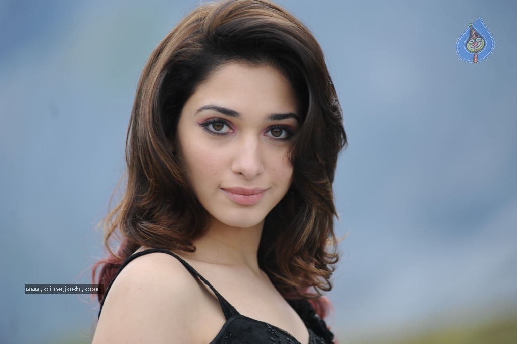 Tamanna Hot Photos - 65 / 151 photos