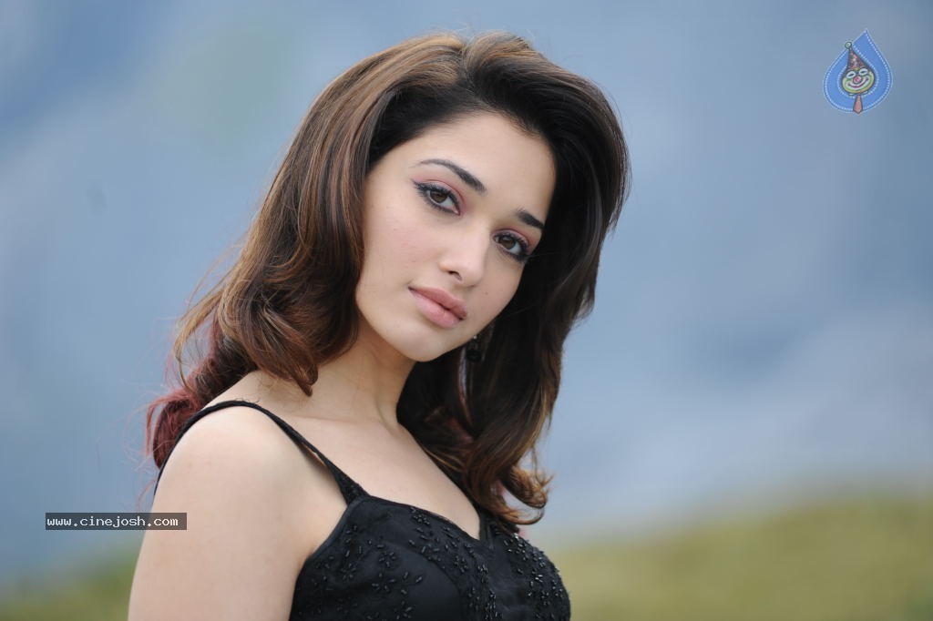 Tamanna Hot Photos - 118 / 151 photos