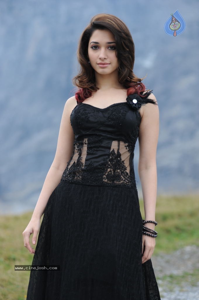 Tamanna Hot Photos - 145 / 151 photos