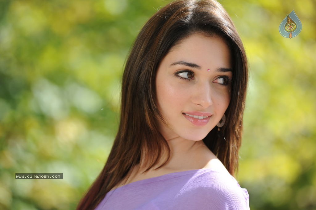 Tamanna Hot Photos - 7 / 70 photos