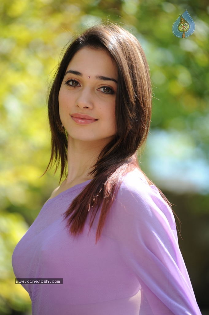 Tamanna Hot Photos - 22 / 70 photos