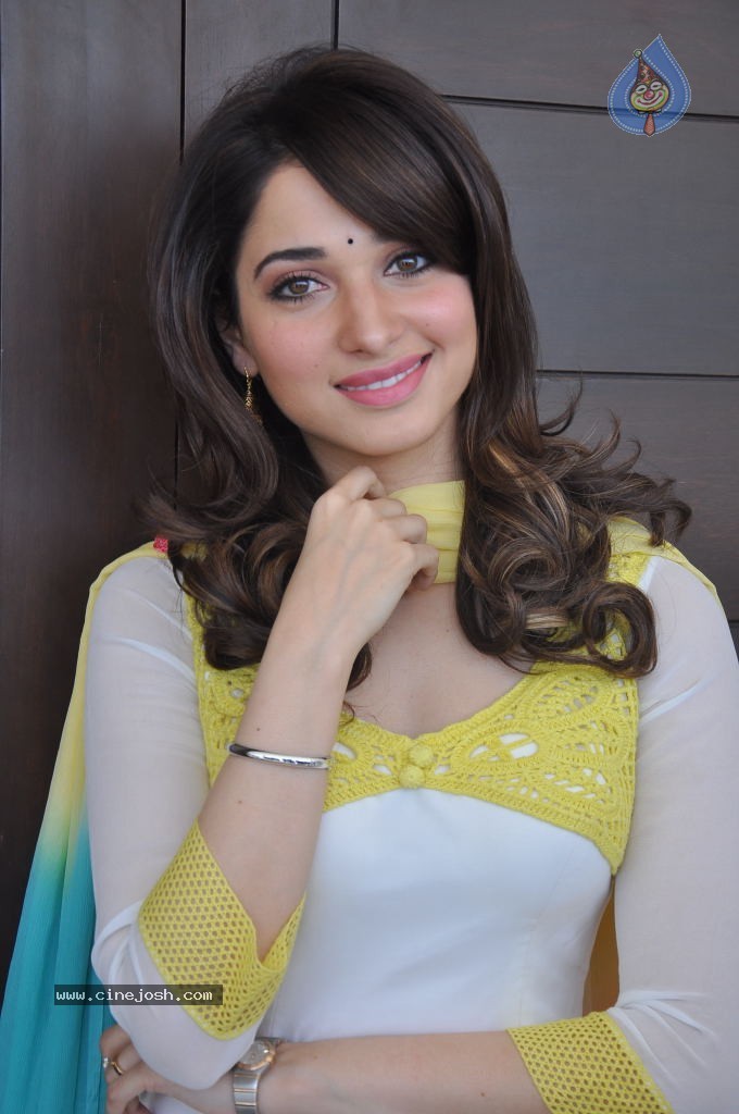 Tamanna Latest Gallery - 17 / 60 photos