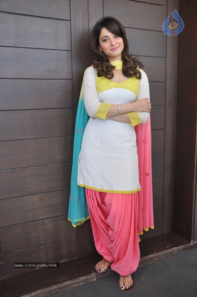 Tamanna Latest Gallery - 36 / 60 photos