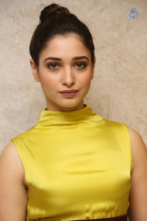 Tamanna Latest Stills - 15 / 42 photos