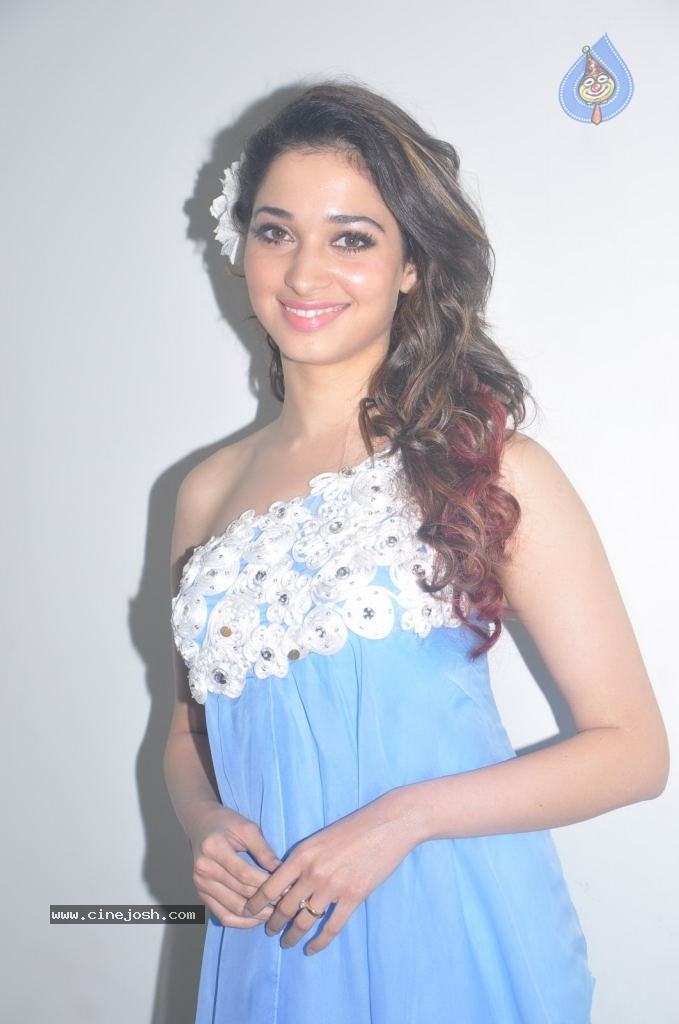 Tamanna Latest Stills - 15 / 48 photos