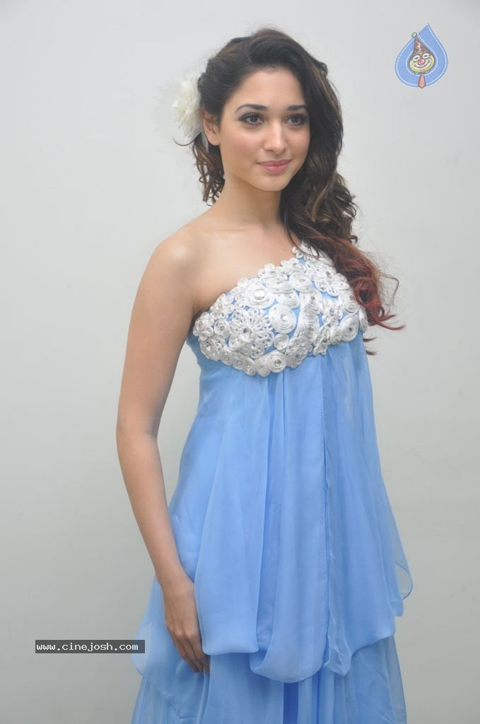 Tamanna Latest Stills - 30 / 48 photos