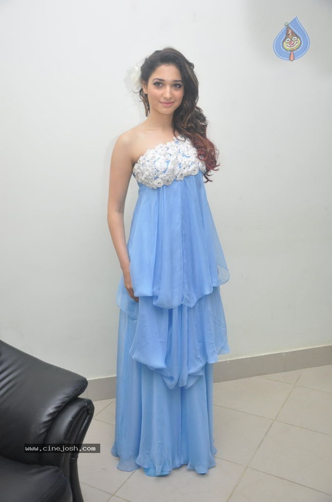 Tamanna Latest Stills - 32 / 48 photos