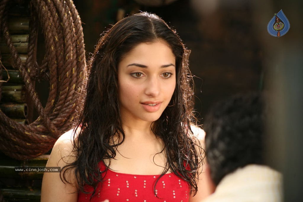 Tamanna Latest Stills - 22 / 65 photos