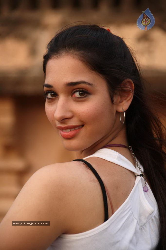 Tamanna Latest Stills - 26 / 65 photos